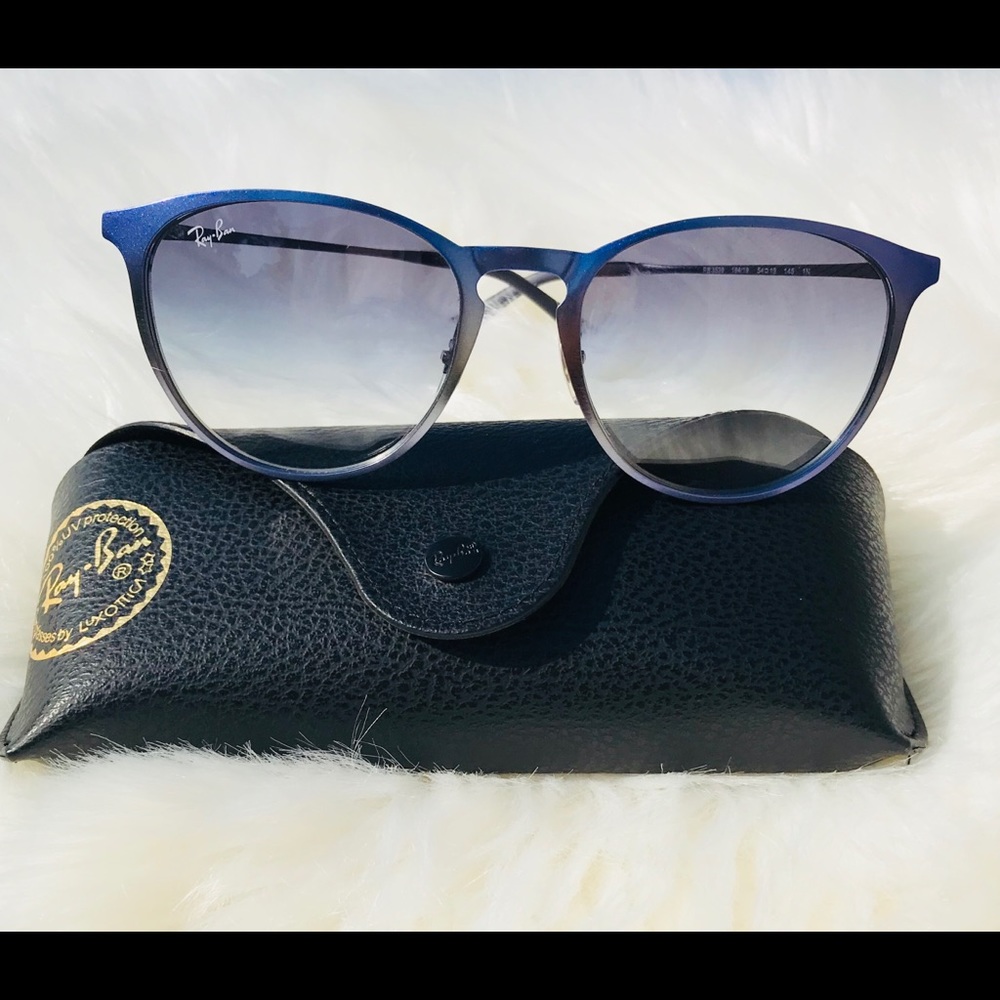 Rayban sunglasses 😎